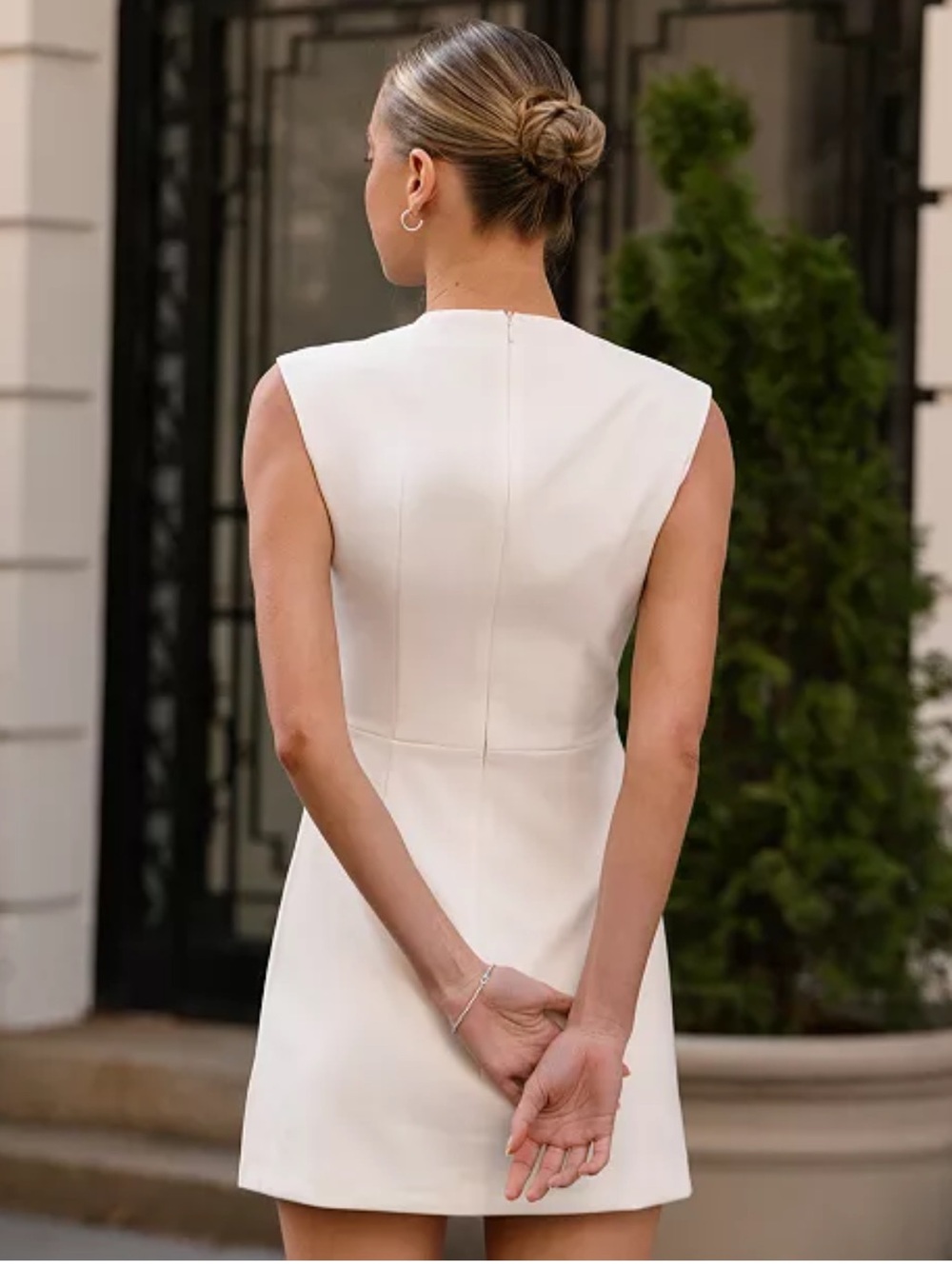 NWT French Connection White Square Neck Mini Dress - Picture 4 of 8
